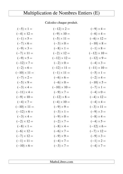 Multiplication de nombres entiers -- Négatif multiplié par positif (75 par page) (E)