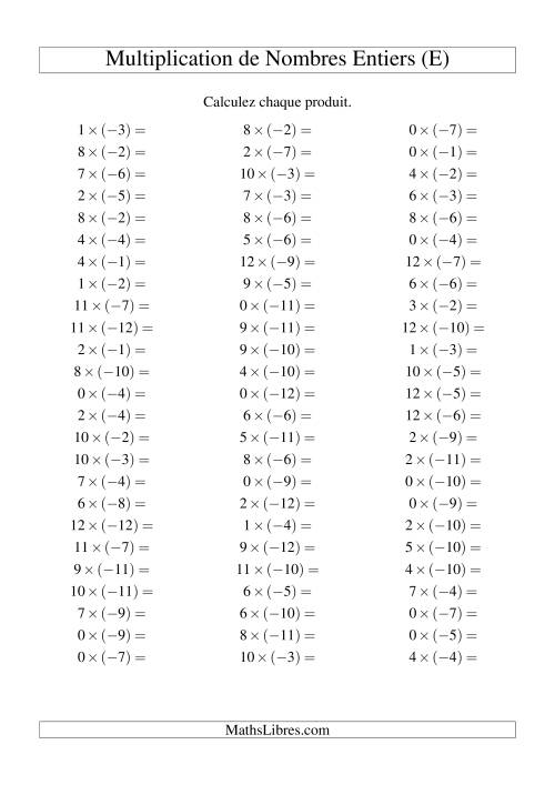 Multiplication de nombres entiers -- Positif multiplié par négatif (75 par page) (E)