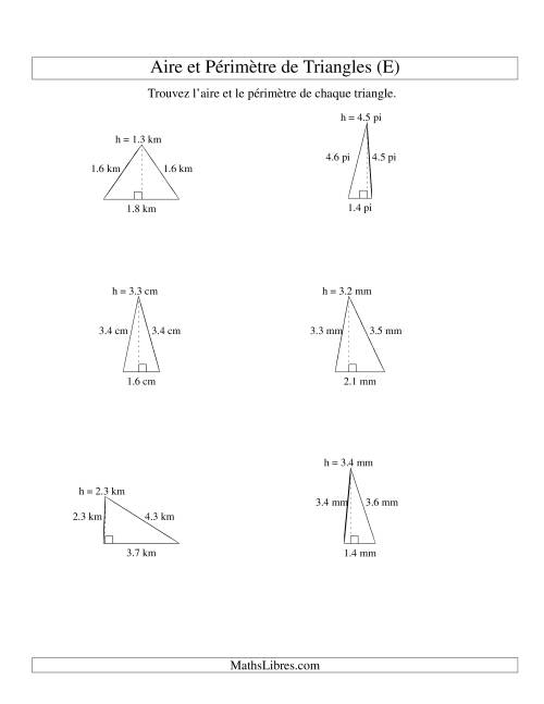 Aire et périmètre de triangles (jusqu'à 1 décimale; variation 1-5) (E)