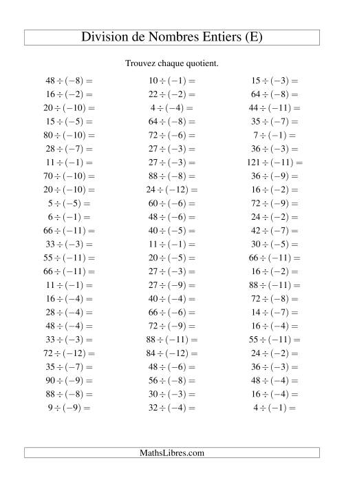 Division de nombres entiers -- Positif divisé par négatif (75 par page) (E)