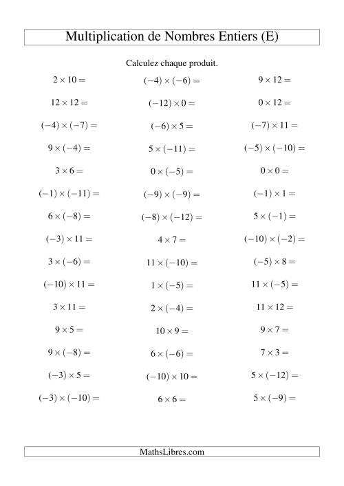 Multiplication de nombres entiers de (-12) à 12 (45 par page) (E)