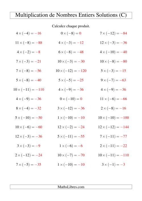Multiplication de nombres entiers -- Positif multiplié par négatif (45 par page) (C) page 2