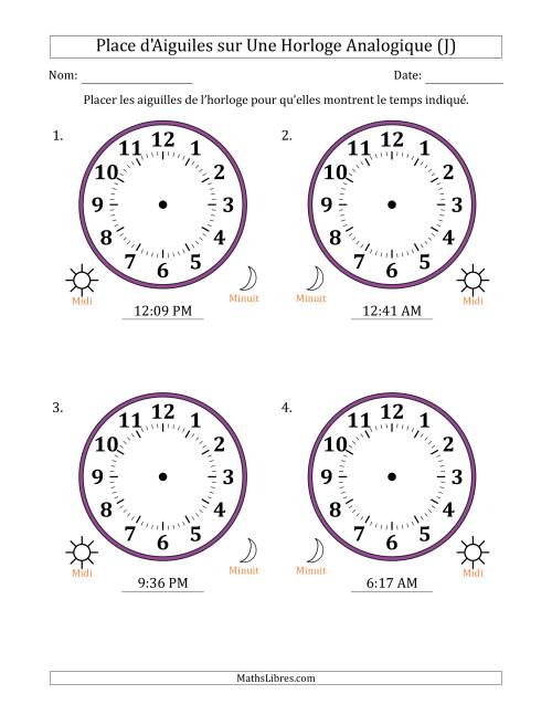 Place d'Aiguiles sur Une Horloge Analogique utilisant le système horaire sur 12 heures avec 1 Minutes d'Intervalle (4 Horloges) (J)